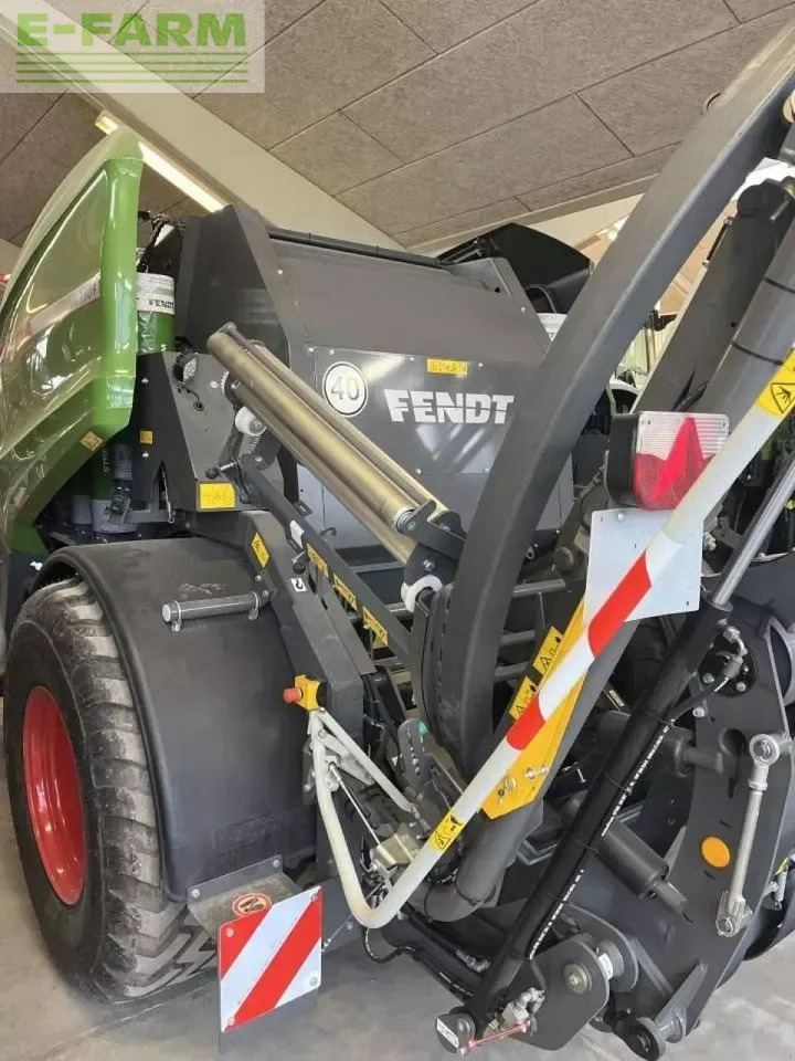 Fendt rotana 130f combi - Fyrkantspress: bild 3 Fendt rotana 130f combi - Fyrkantspress: bild 3