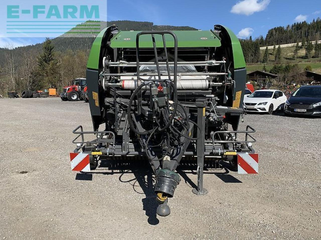 Fendt rundballenpresse rotana 130f combi - Fyrkantspress: bild 3 Fendt rundballenpresse rotana 130f combi - Fyrkantspress: bild 3
