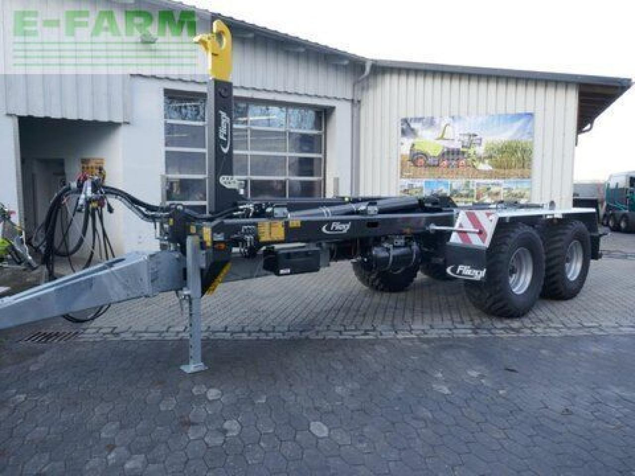 Fliegl hkl 22 - tandem abrollkipper - Lastväxlarsläp/ Liftdumpersläp: bild 1 Fliegl hkl 22 - tandem abrollkipper - Lastväxlarsläp/ Liftdumpersläp: bild 1