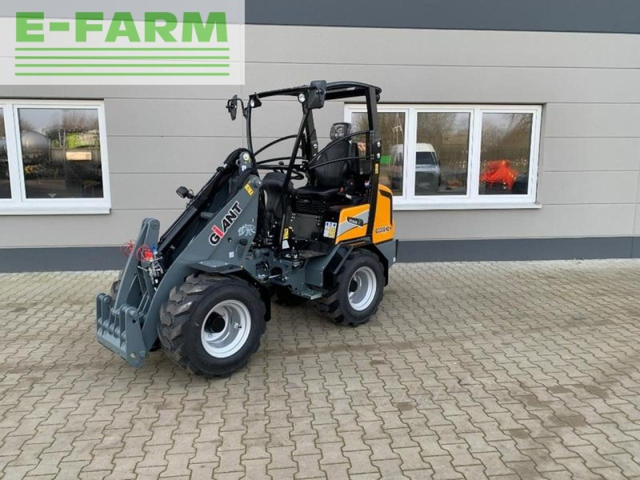 Giant g2200 hd+ - Hjullastare: bild 1 Giant g2200 hd+ - Hjullastare: bild 1