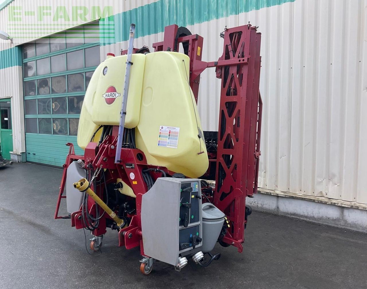 Hardi MEGA 1200 - Bogserad spruta: bild 1 Hardi MEGA 1200 - Bogserad spruta: bild 1