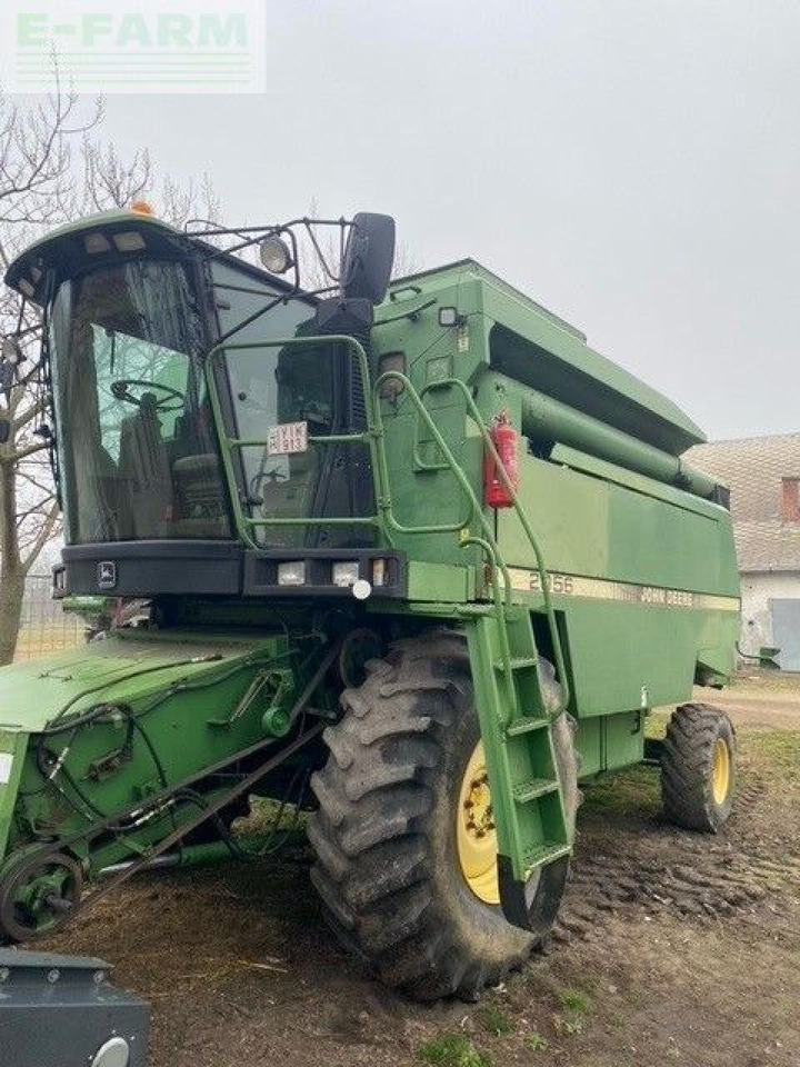 John Deere 2056 - Skördetröska: bild 1 John Deere 2056 - Skördetröska: bild 1