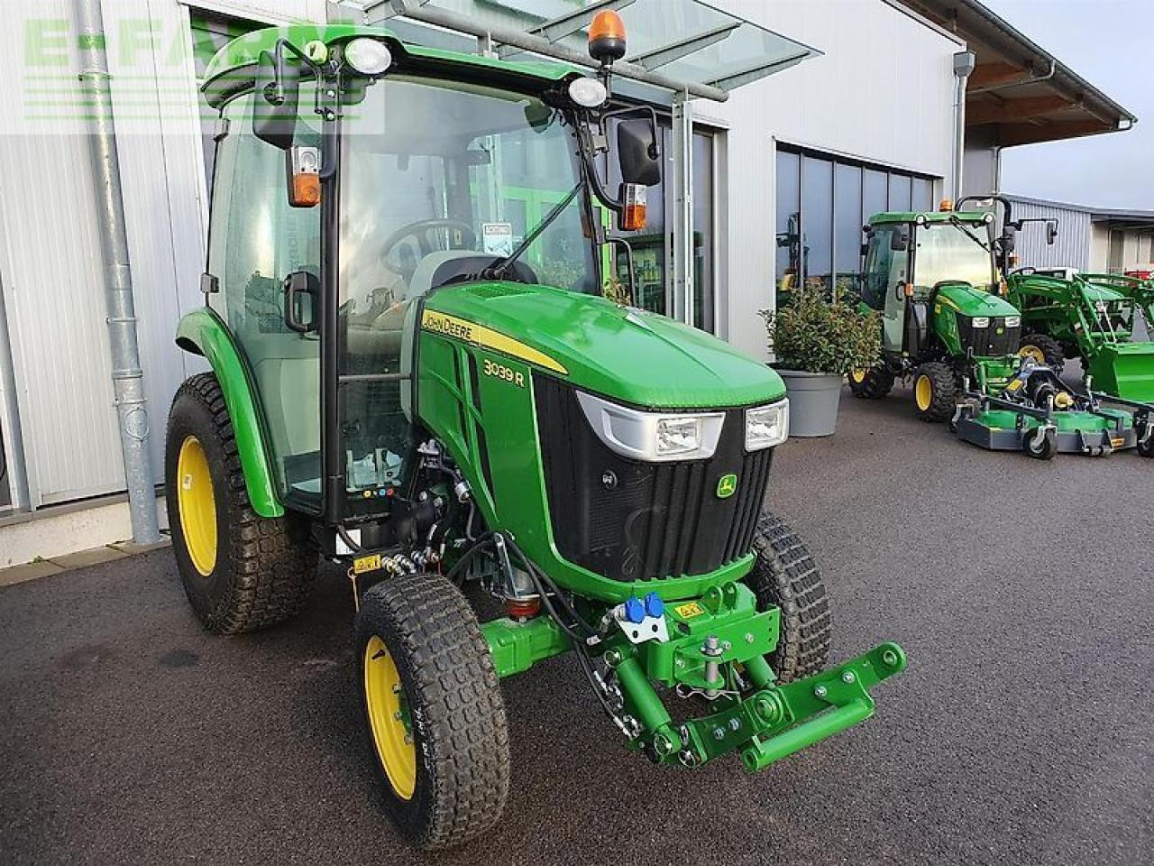 John Deere 3039r neumaschine - Traktor: bild 3 John Deere 3039r neumaschine - Traktor: bild 3