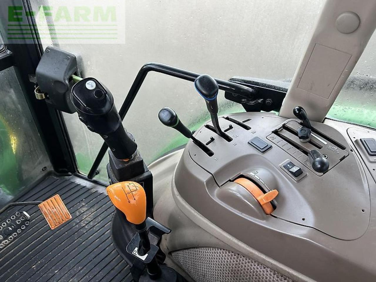 John Deere 5100m - Traktor: bild 5 John Deere 5100m - Traktor: bild 5