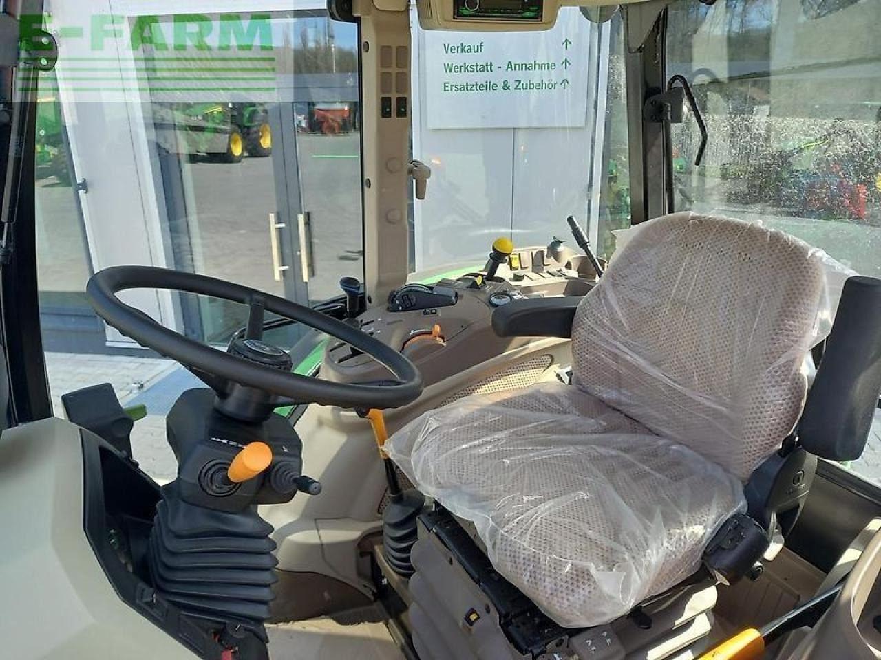 John Deere 5100m - Traktor: bild 4 John Deere 5100m - Traktor: bild 4