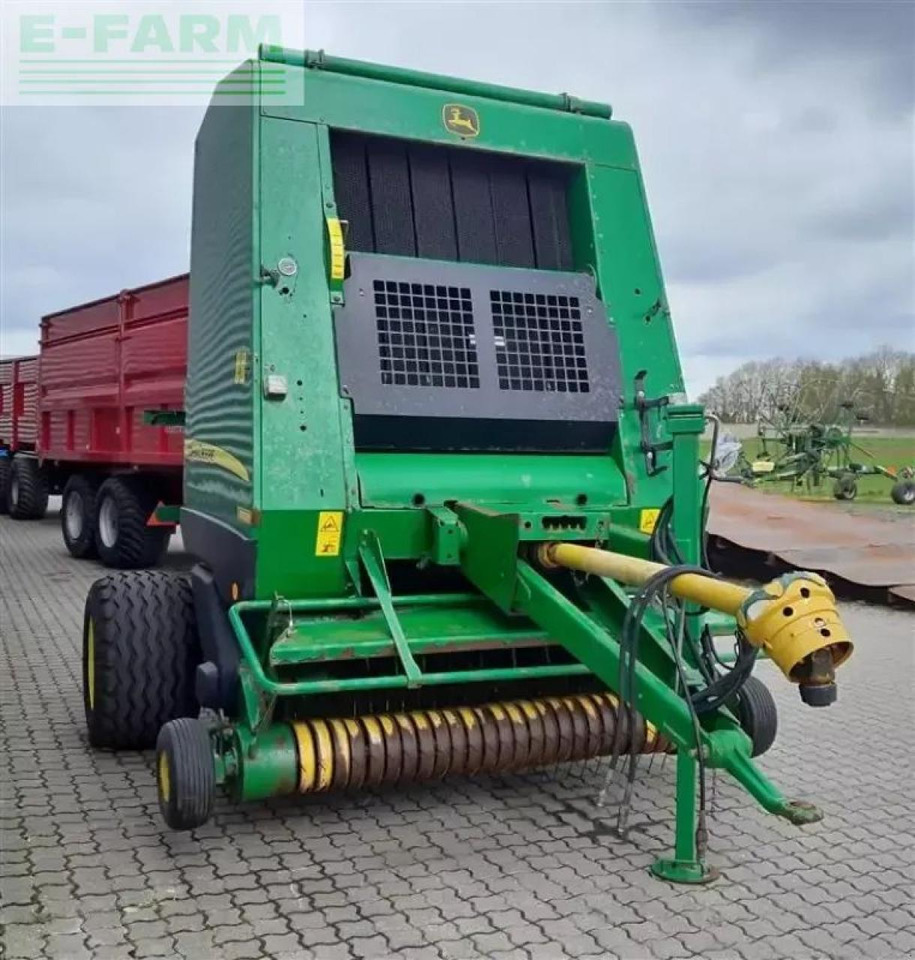 John Deere 592 - Fyrkantspress: bild 4 John Deere 592 - Fyrkantspress: bild 4