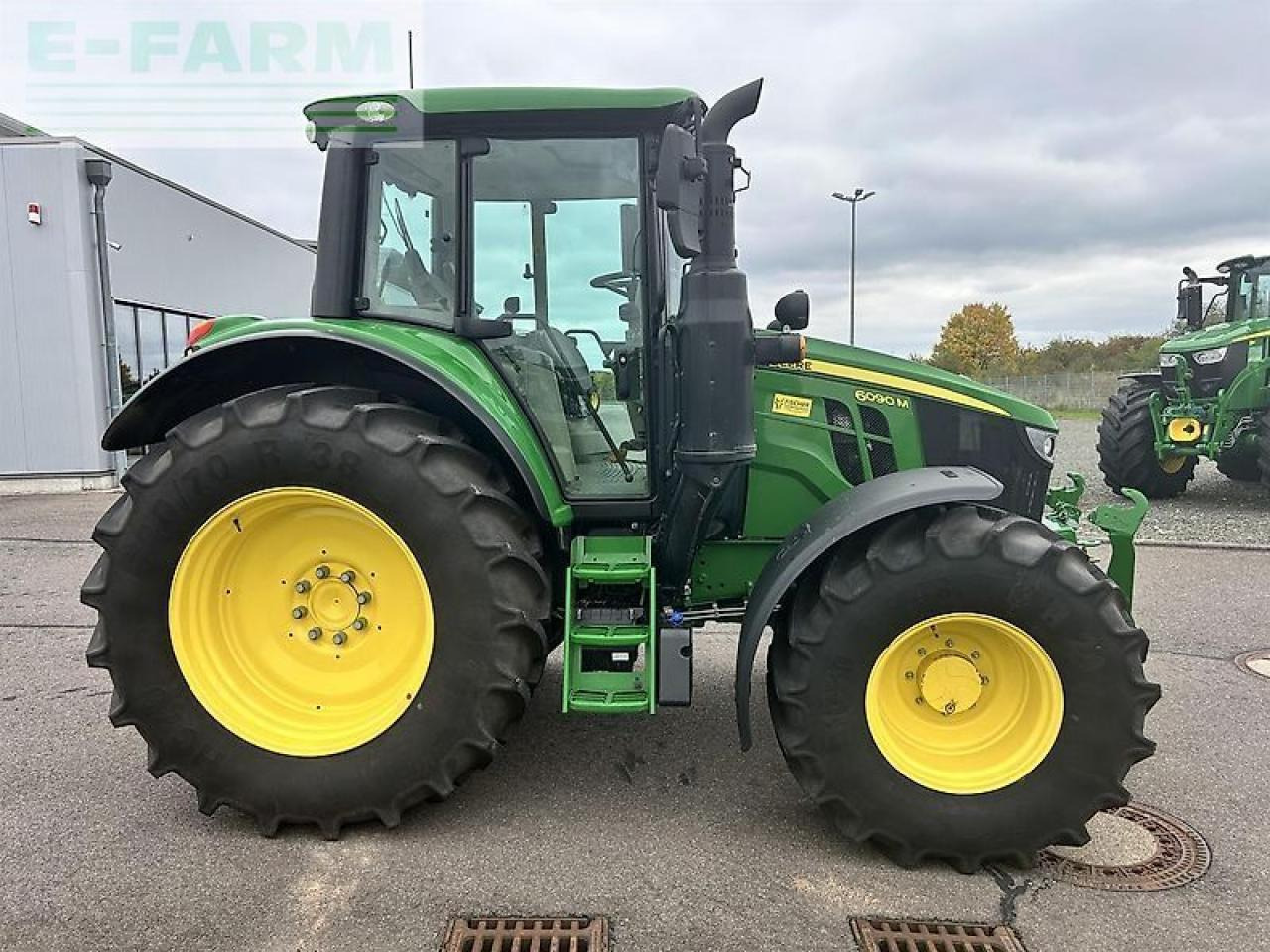John Deere 6090m - Traktor: bild 4 John Deere 6090m - Traktor: bild 4