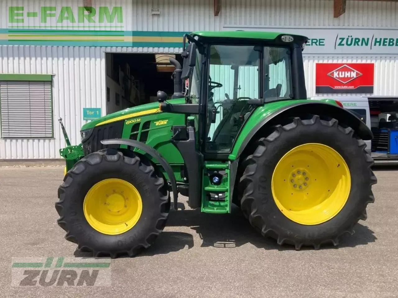John Deere 6100m - Traktor: bild 2 John Deere 6100m - Traktor: bild 2