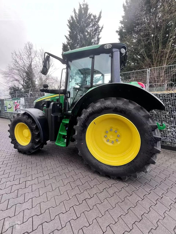 John Deere 6120m - Traktor: bild 3 John Deere 6120m - Traktor: bild 3