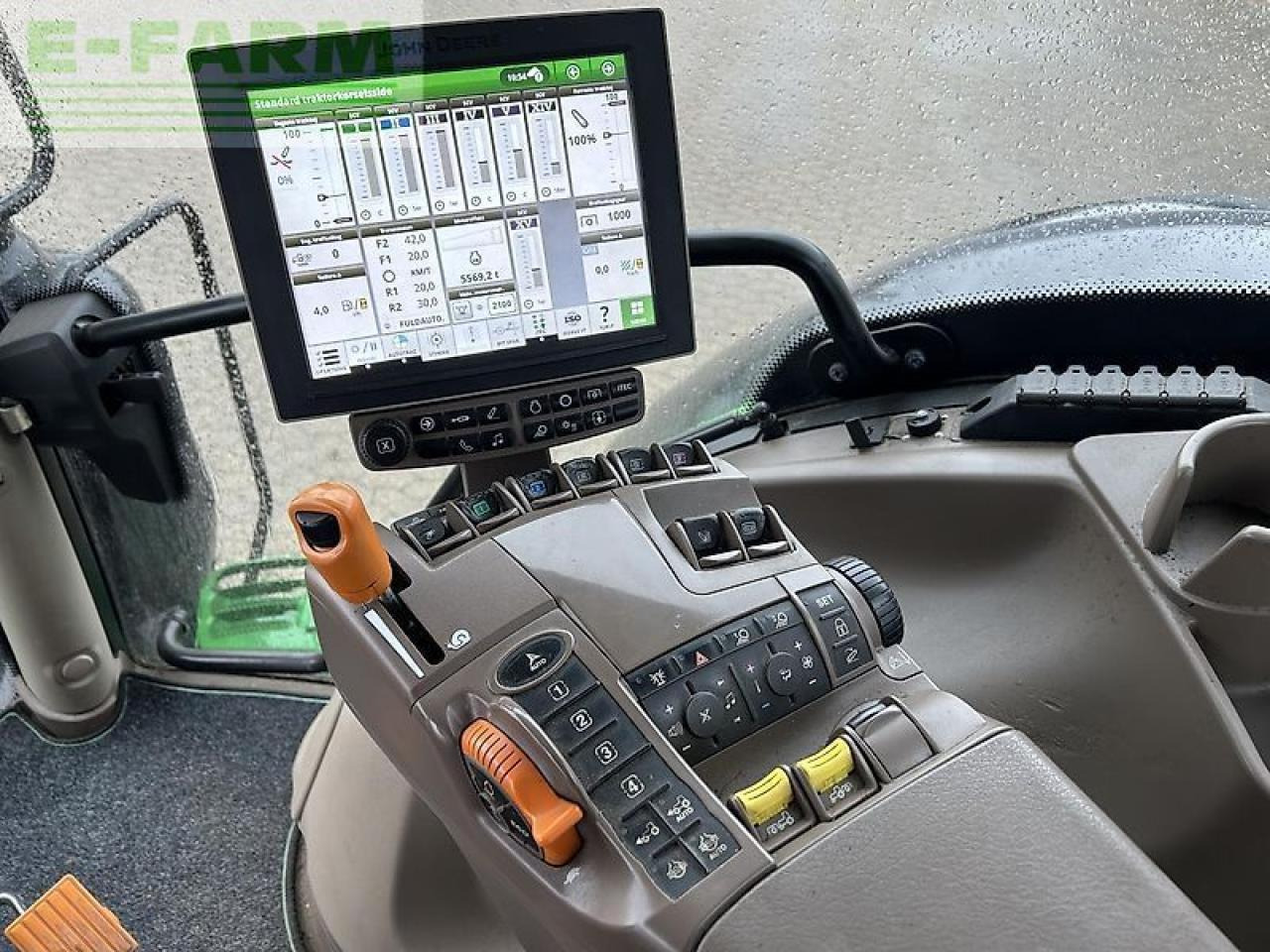 John Deere 6215r - Traktor: bild 3 John Deere 6215r - Traktor: bild 3