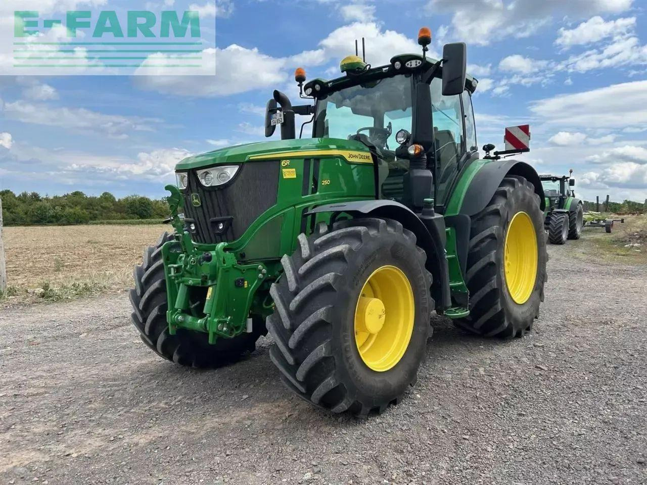 John Deere 6r 250 - Traktor: bild 1 John Deere 6r 250 - Traktor: bild 1
