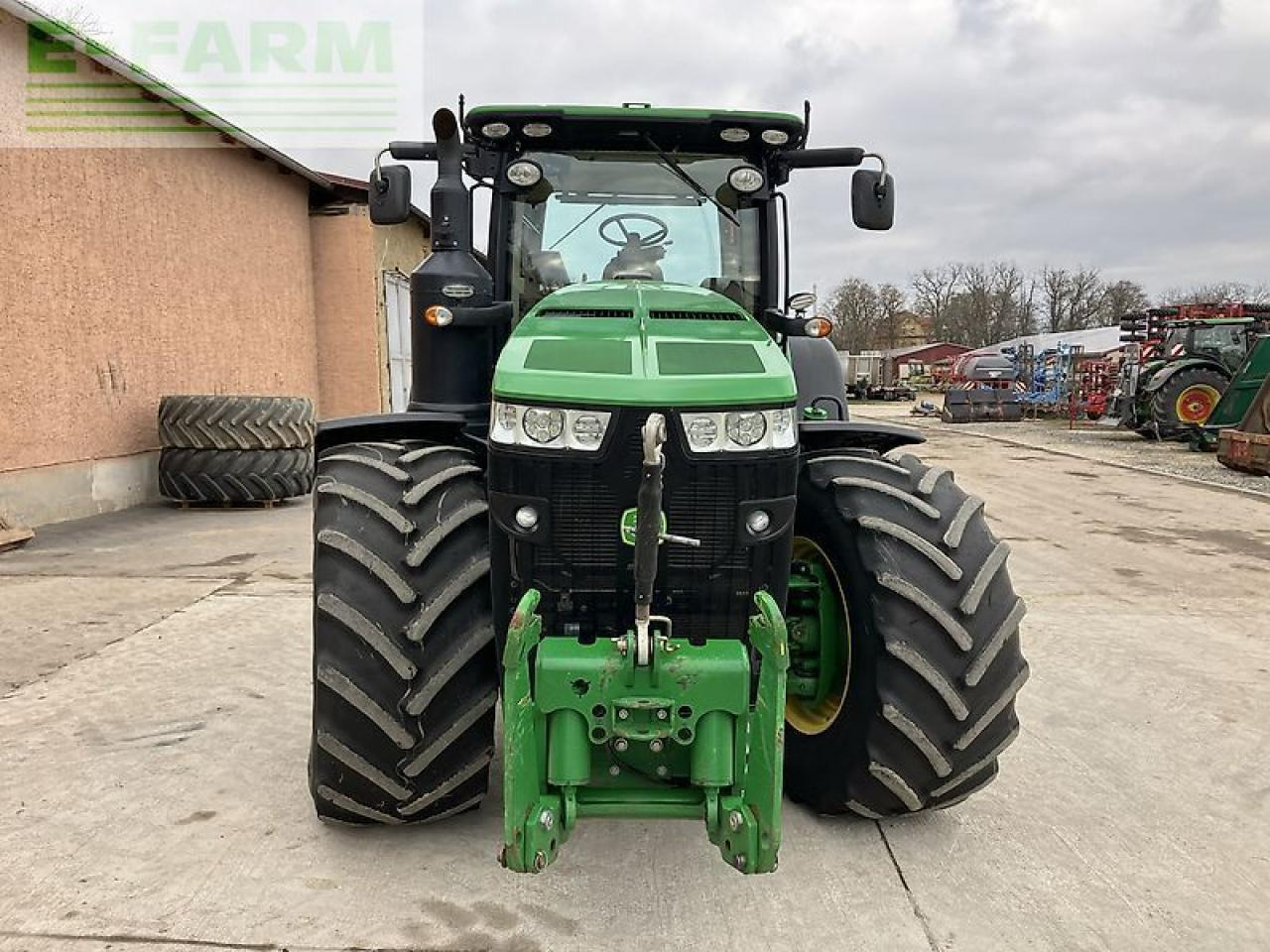 John Deere 8345r *e23* - Traktor: bild 4 John Deere 8345r *e23* - Traktor: bild 4