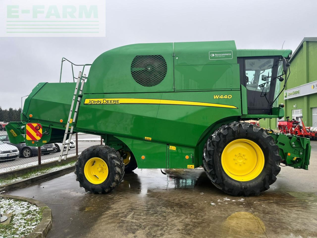 John Deere W440 - Skördetröska: bild 4 John Deere W440 - Skördetröska: bild 4