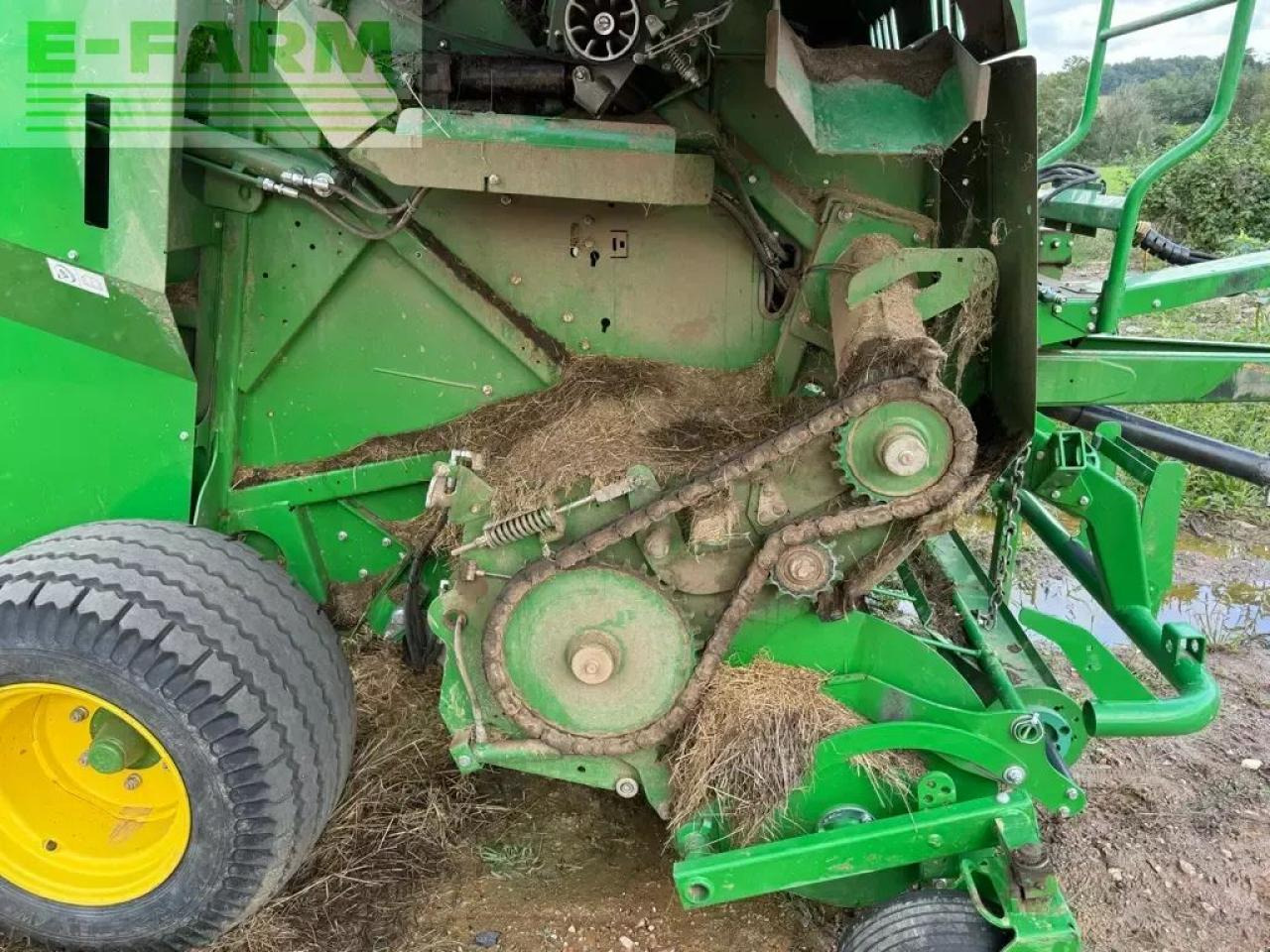 John Deere f441m - Fyrkantspress: bild 3 John Deere f441m - Fyrkantspress: bild 3