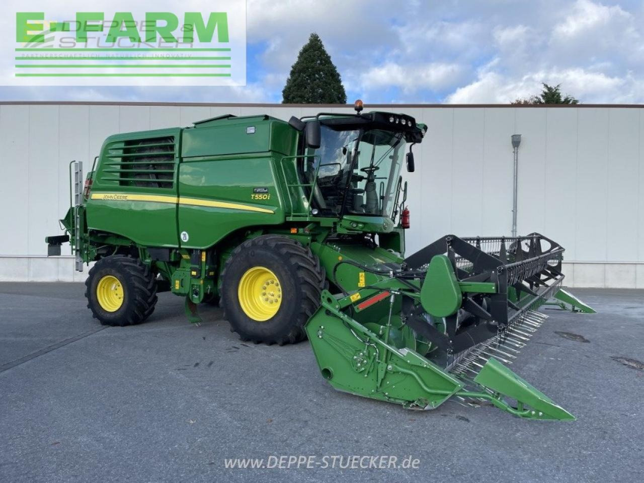 John Deere t550 mit 622r - Skördetröska: bild 1 John Deere t550 mit 622r - Skördetröska: bild 1