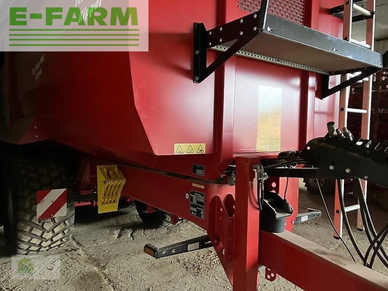 Krampe big body bb 600 + canagro schnecke df1315 - Tippvagn för lantbruk: bild 5 Krampe big body bb 600 + canagro schnecke df1315 - Tippvagn för lantbruk: bild 5