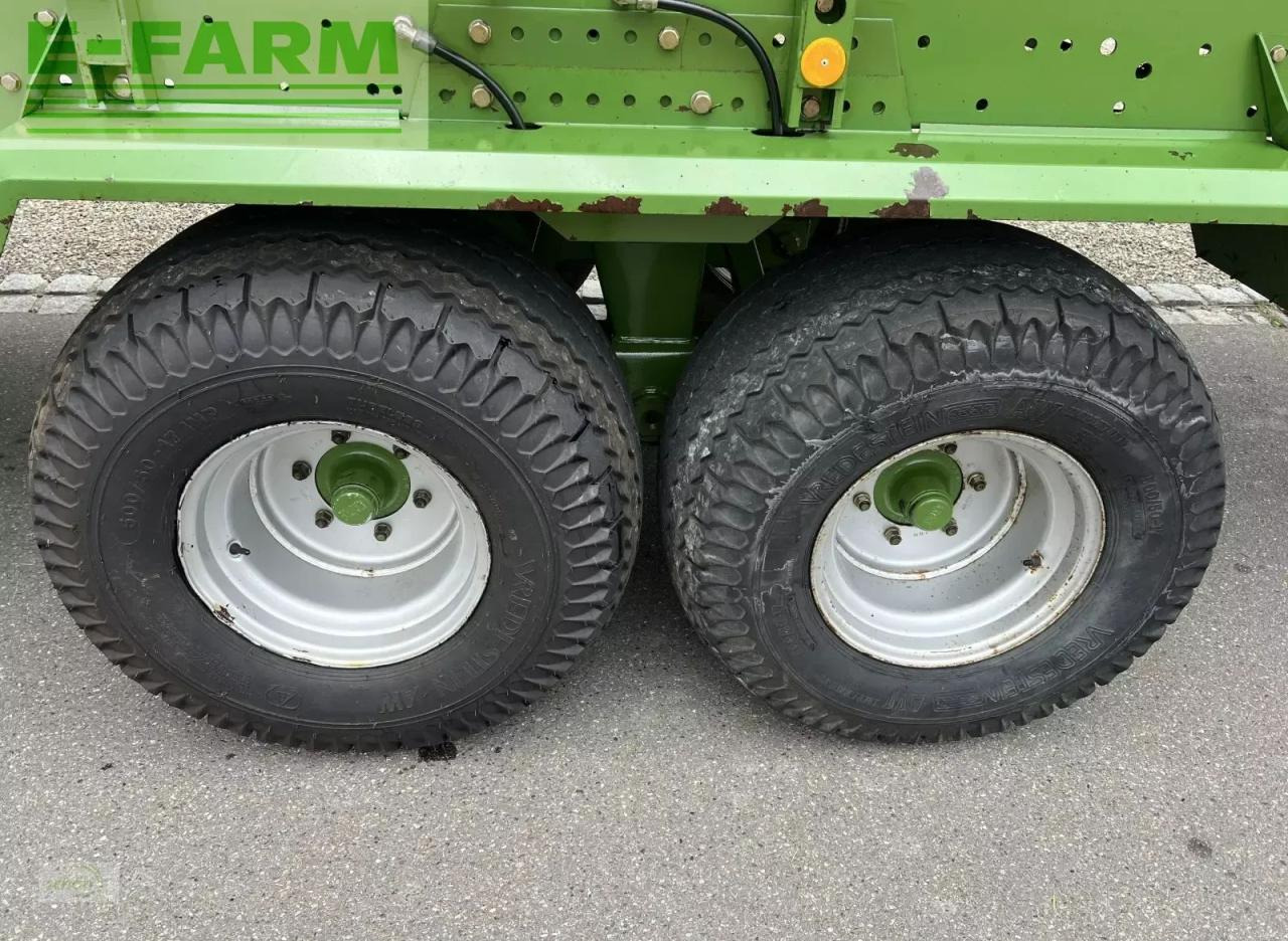 Krone titan 6/48 gl all in - ein großer schwingen-ladewagen mit druckluftbremse - Ensilagevagn: bild 3 Krone titan 6/48 gl all in - ein großer schwingen-ladewagen mit druckluftbremse - Ensilagevagn: bild 3