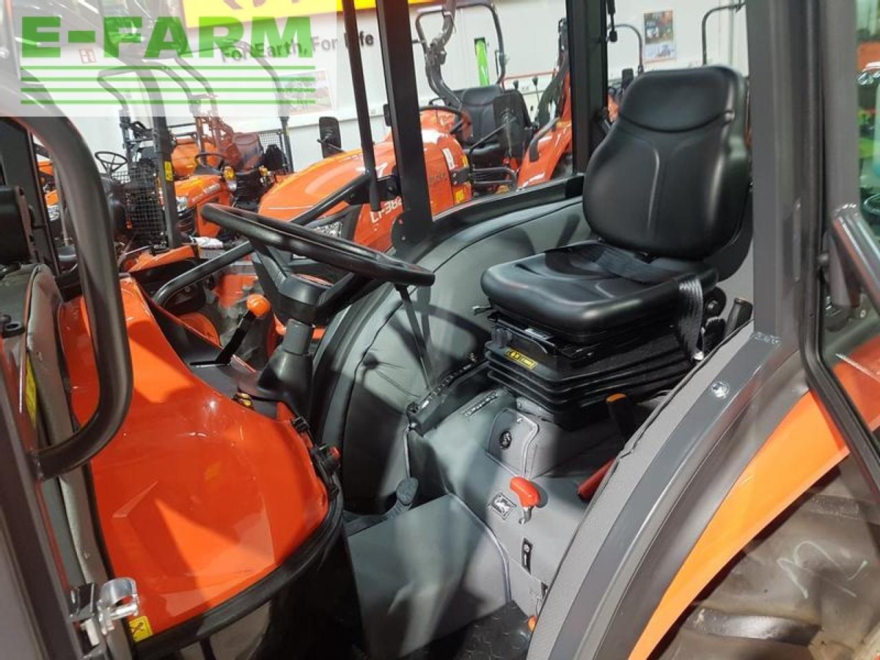 Kubota l1-382 cab - Traktor: bild 3 Kubota l1-382 cab - Traktor: bild 3