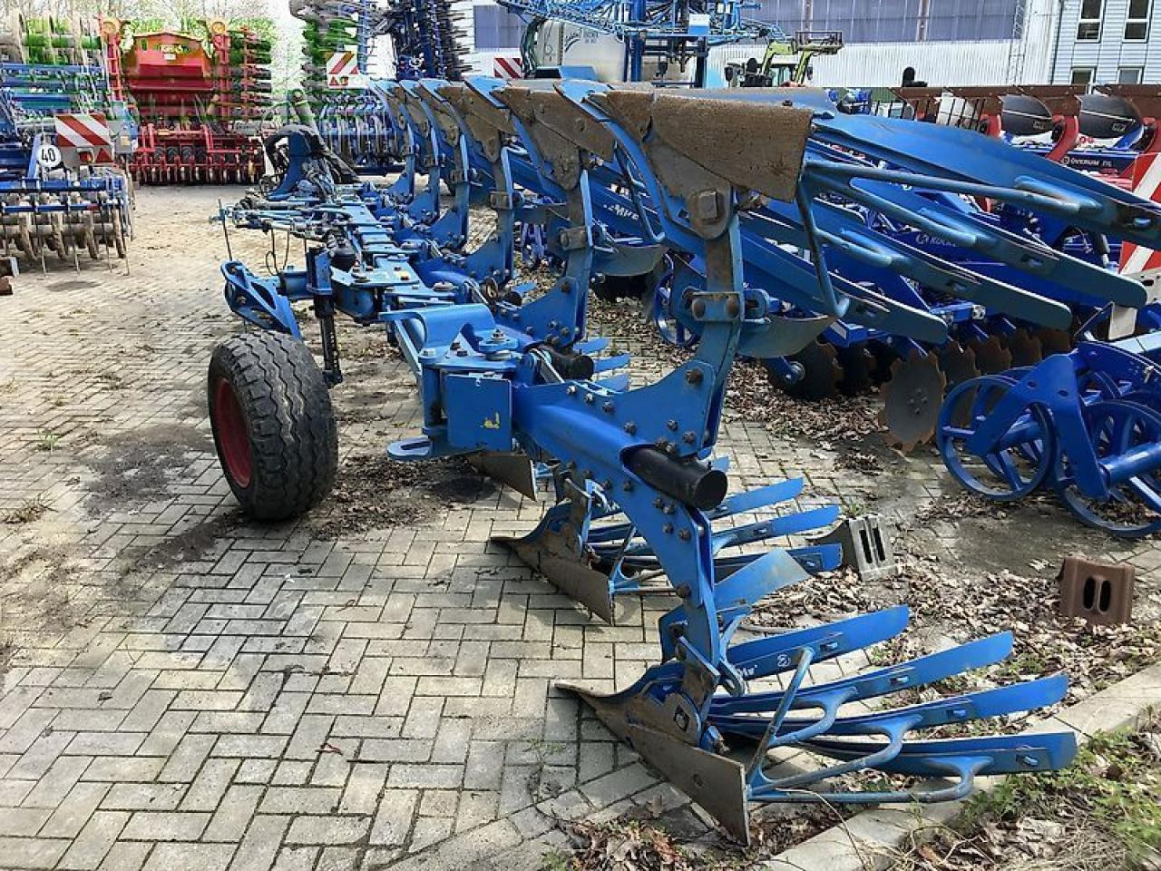 Lemken juwel 8 v t 5/1 drehpflug 6 schar - Plog: bild 4 Lemken juwel 8 v t 5/1 drehpflug 6 schar - Plog: bild 4