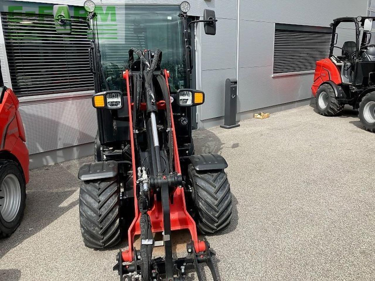 Manitou mla2-25 - Minigrävmaskin: bild 3 Manitou mla2-25 - Minigrävmaskin: bild 3