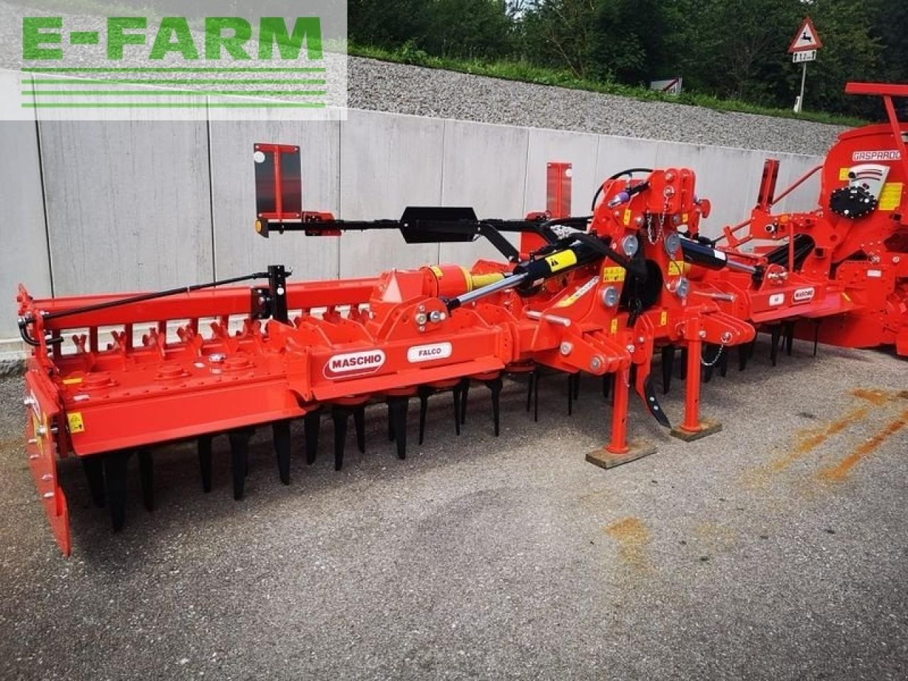 Maschio falco super 5000 kreiselegge klappbar - Maskin för jordbearbetning: bild 2 Maschio falco super 5000 kreiselegge klappbar - Maskin för jordbearbetning: bild 2