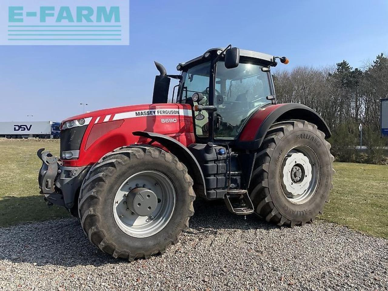 Massey Ferguson 8690 - Traktor: bild 1 Massey Ferguson 8690 - Traktor: bild 1