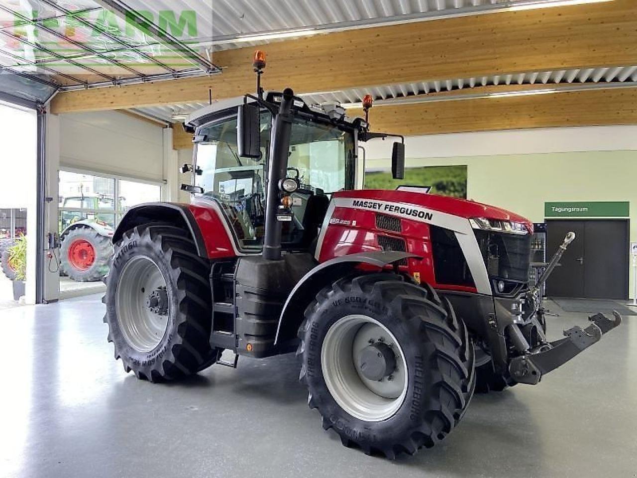 Massey Ferguson 8s.225 dyna e-power - Traktor: bild 1 Massey Ferguson 8s.225 dyna e-power - Traktor: bild 1