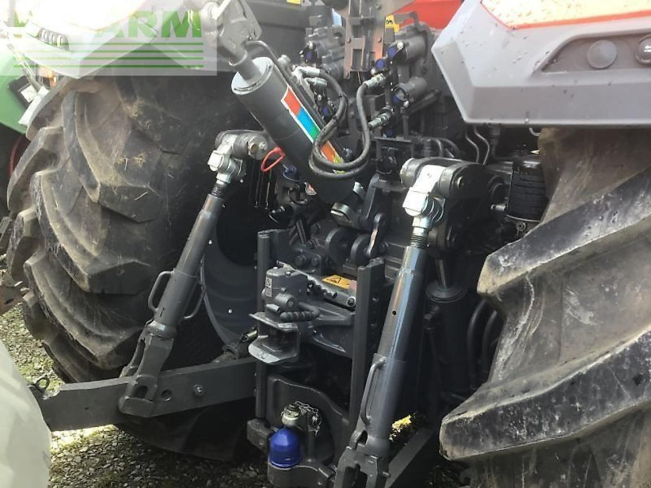 Massey Ferguson mf 8s.305 dyna-vt exclusive ma Exclusive - Traktor: bild 3 Massey Ferguson mf 8s.305 dyna-vt exclusive ma Exclusive - Traktor: bild 3