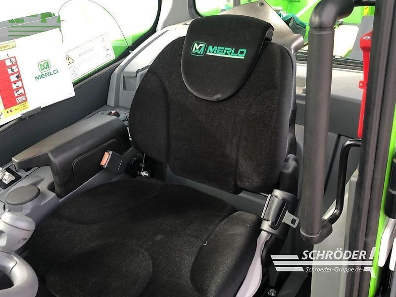 Merlo p 40.17 - Teleskoplastar: bild 2 Merlo p 40.17 - Teleskoplastar: bild 2
