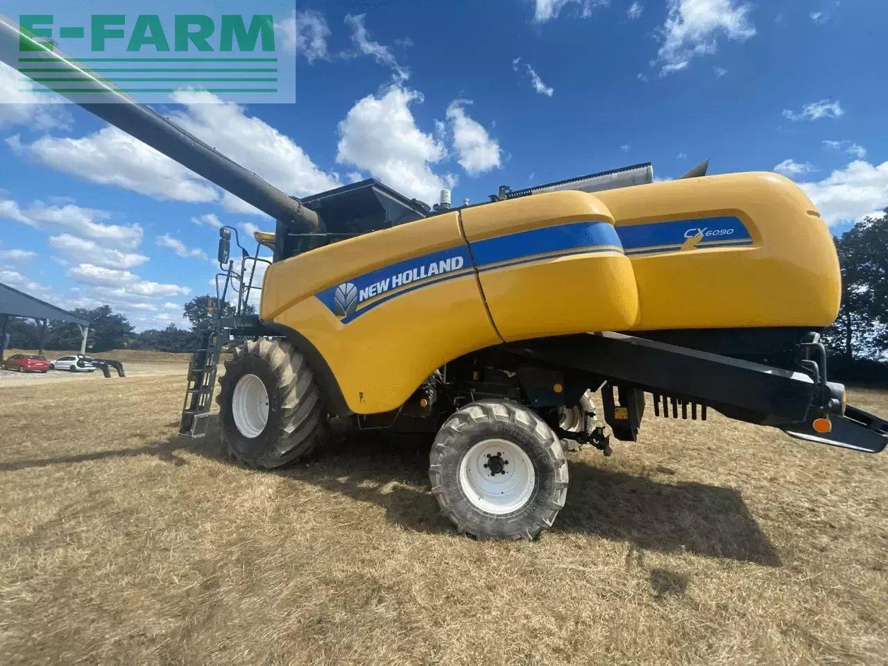 New Holland cx 6090 std - Skördetröska: bild 1 New Holland cx 6090 std - Skördetröska: bild 1