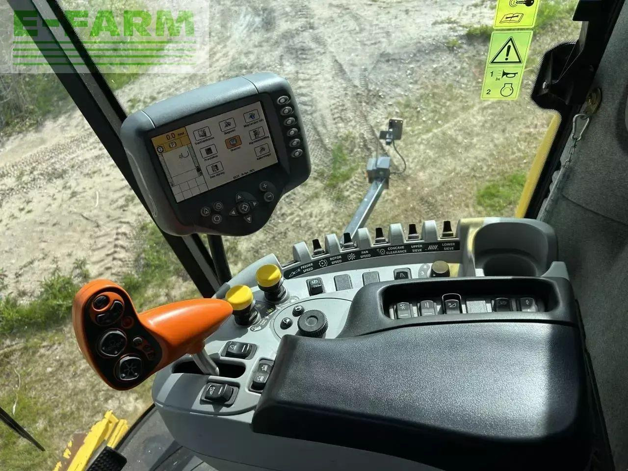 New Holland cx 8090 - Skördetröska: bild 5 New Holland cx 8090 - Skördetröska: bild 5