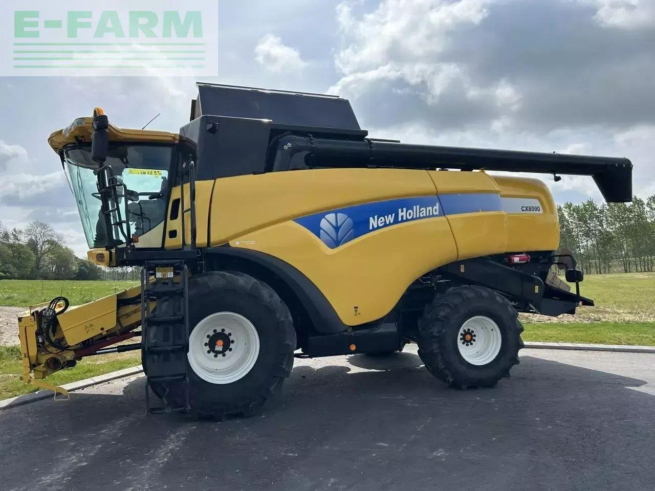 New Holland cx 8090 - Skördetröska: bild 1 New Holland cx 8090 - Skördetröska: bild 1