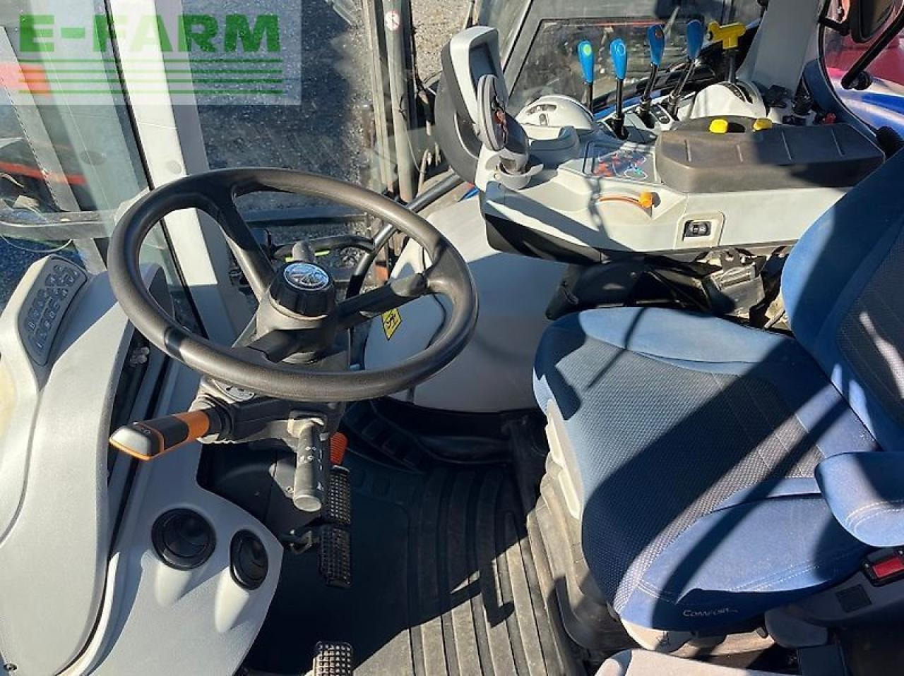 New Holland t 6.180 dc - Traktor: bild 5 New Holland t 6.180 dc - Traktor: bild 5