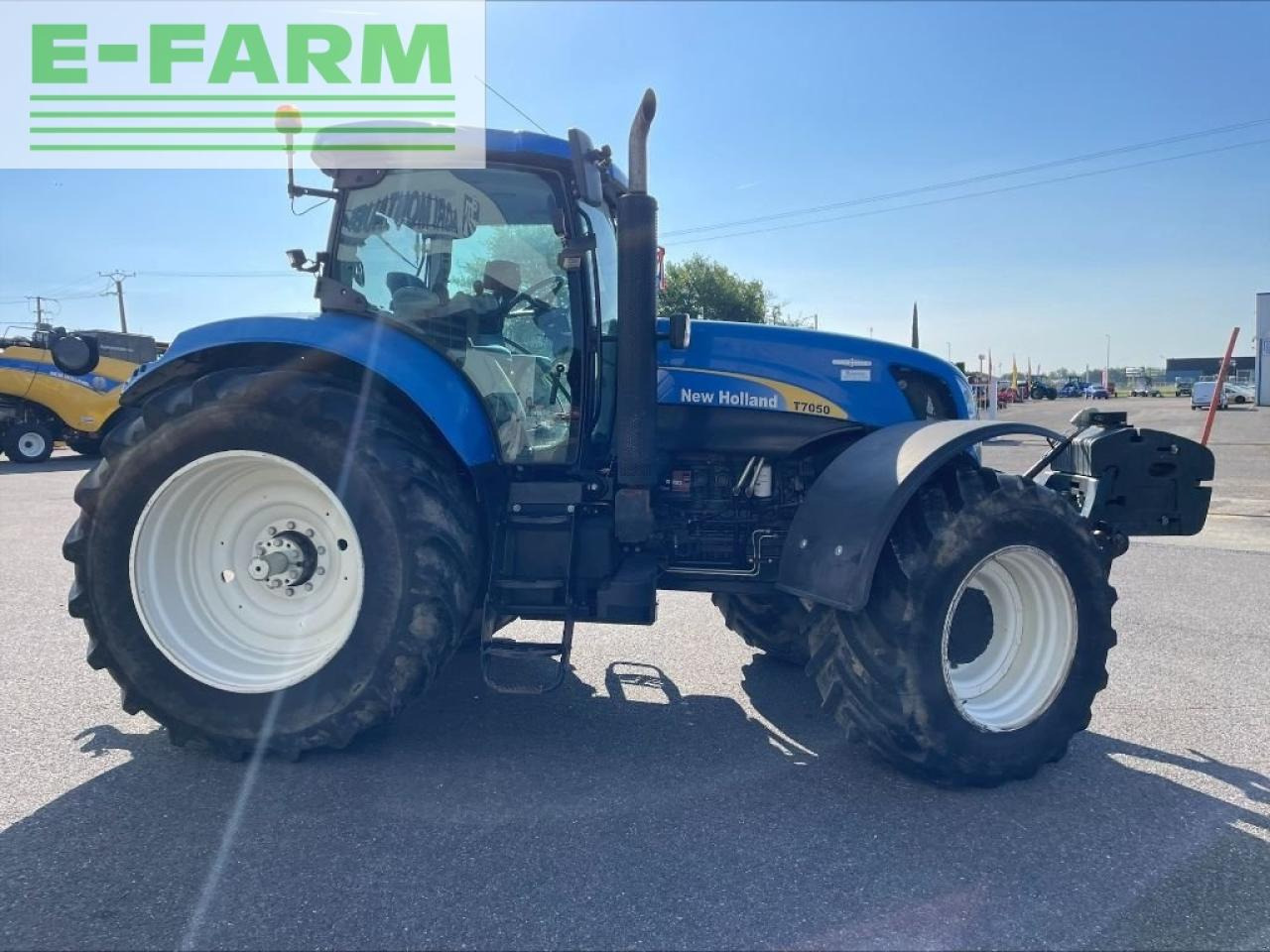 New Holland t 7050 - Traktor: bild 5 New Holland t 7050 - Traktor: bild 5