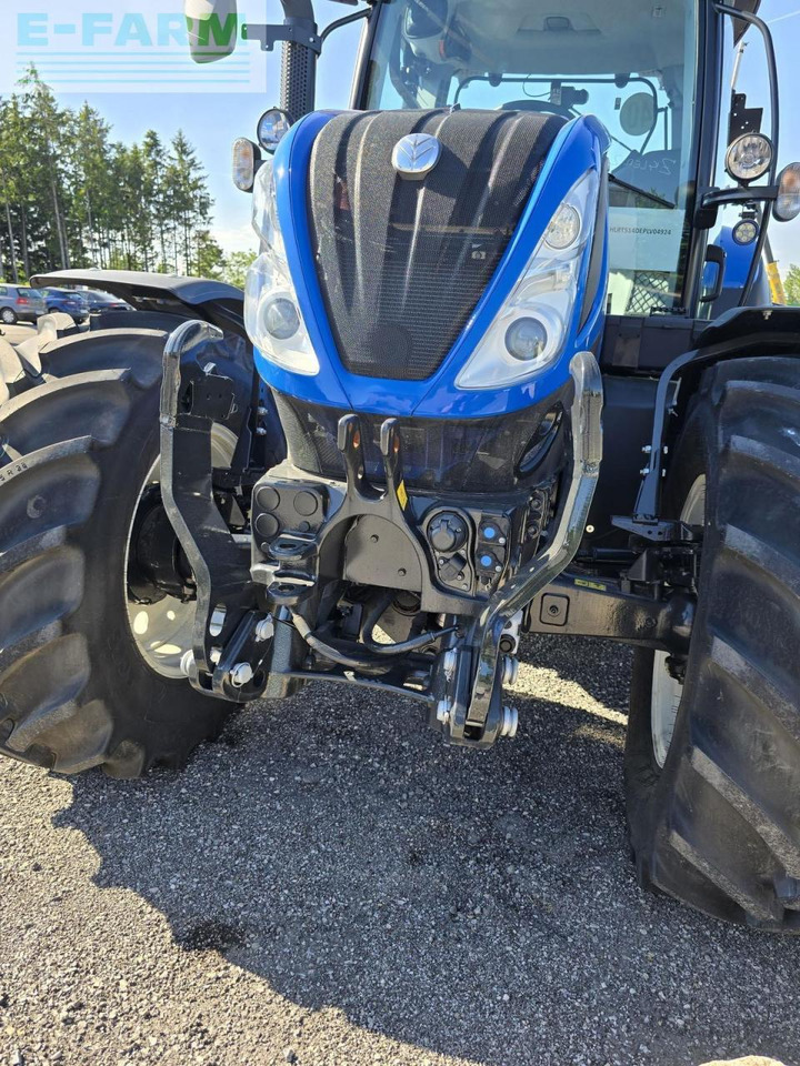 New Holland t5.140 dynamic command (stage v) - Traktor: bild 4 New Holland t5.140 dynamic command (stage v) - Traktor: bild 4