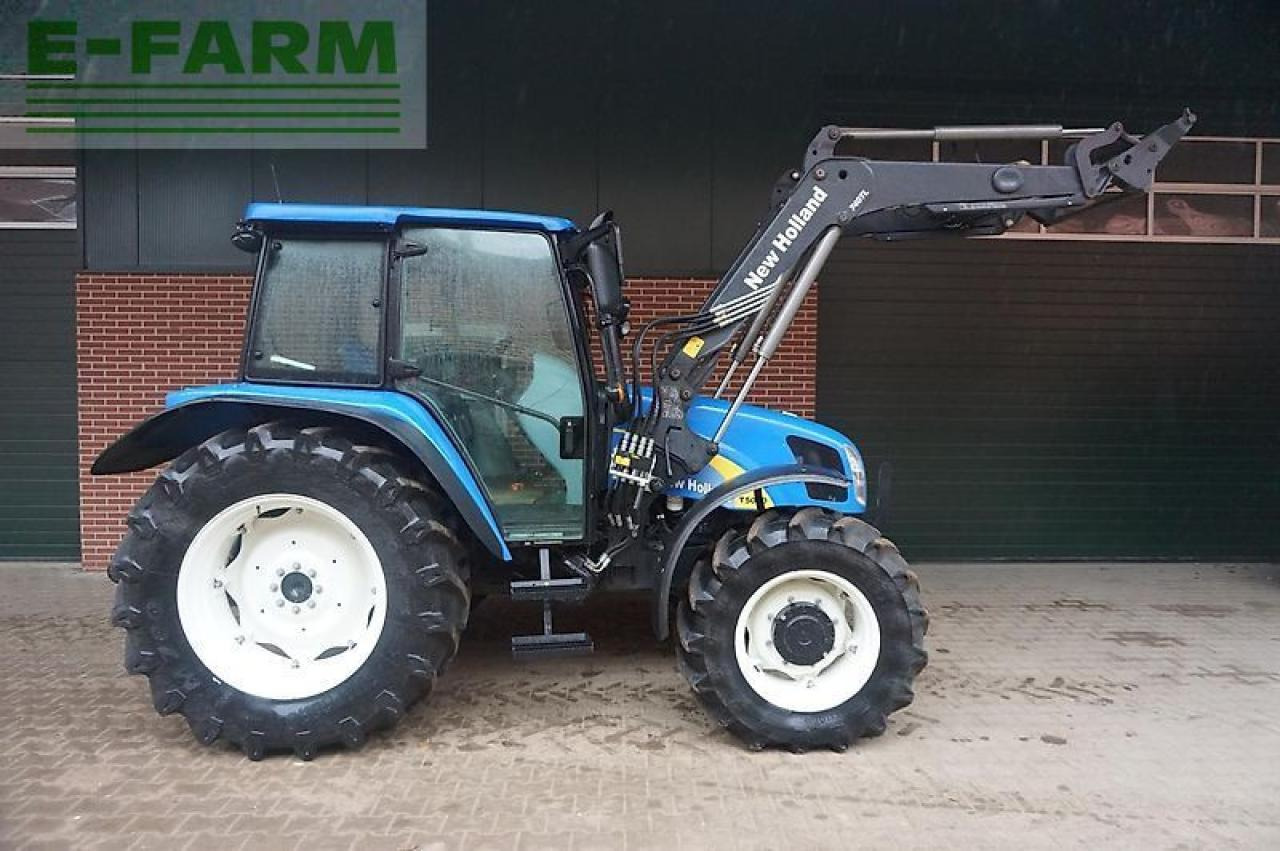 New Holland t5040 nur 860 std. - Traktor: bild 2 New Holland t5040 nur 860 std. - Traktor: bild 2