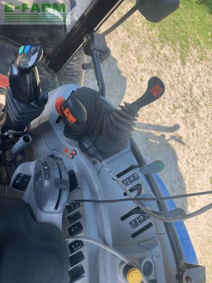 New Holland t6.140 dualcommand - Traktor: bild 5 New Holland t6.140 dualcommand - Traktor: bild 5