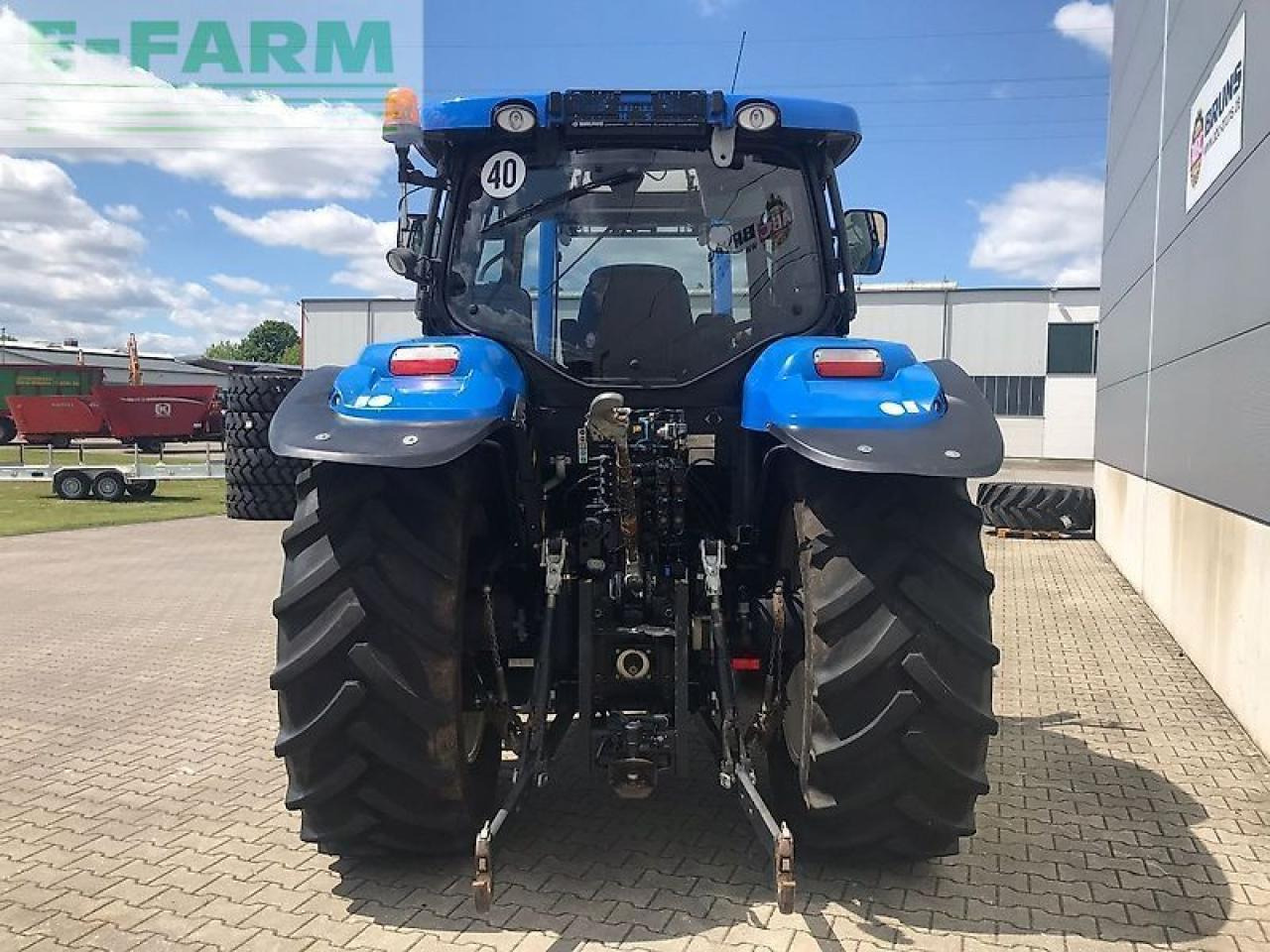 New Holland t6.140 electrocommand - Traktor: bild 4 New Holland t6.140 electrocommand - Traktor: bild 4
