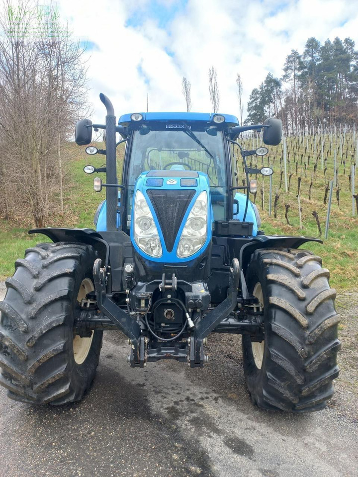 New Holland t7.185 auto command - Traktor: bild 2 New Holland t7.185 auto command - Traktor: bild 2
