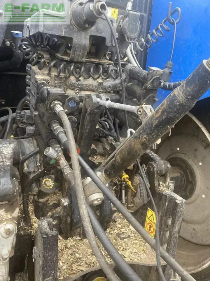 New Holland t7.210 ac s5 - Traktor: bild 3 New Holland t7.210 ac s5 - Traktor: bild 3