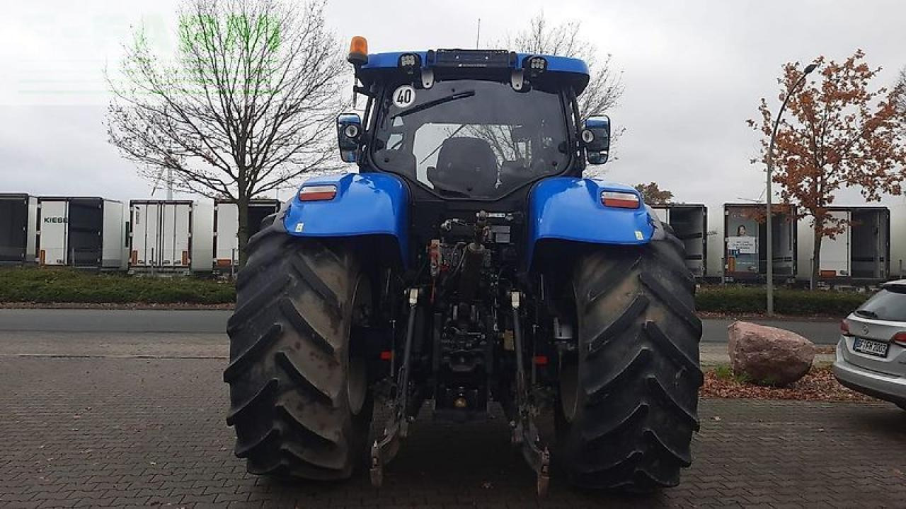 New Holland t7.220 ac - Traktor: bild 5 New Holland t7.220 ac - Traktor: bild 5