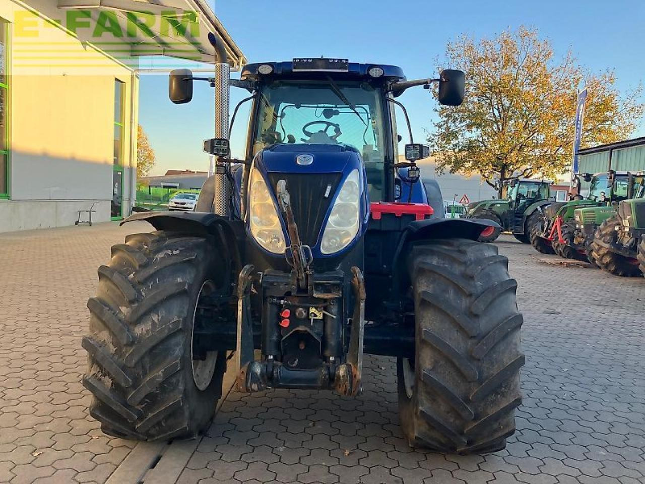 New Holland t7.270 auto command - Hot Deal - Traktor: bild 2 New Holland t7.270 auto command - Hot Deal - Traktor: bild 2