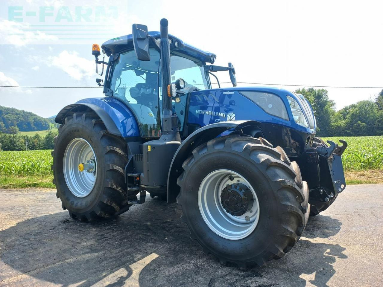New Holland t7.270 auto command sidewinder ii (stage v) - Traktor: bild 3 New Holland t7.270 auto command sidewinder ii (stage v) - Traktor: bild 3