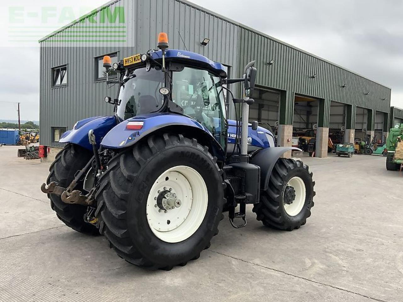 New Holland t7.270 blue power tractor (st23715) - Traktor: bild 3 New Holland t7.270 blue power tractor (st23715) - Traktor: bild 3