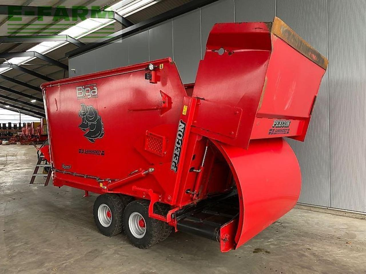Peecon biga 15-200 twin scoop - Utrustning för uppfödnings: bild 2 Peecon biga 15-200 twin scoop - Utrustning för uppfödnings: bild 2