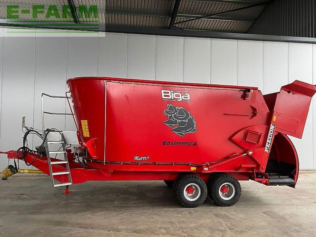 Peecon biga 15-200 twin scoop - Utrustning för uppfödnings: bild 1 Peecon biga 15-200 twin scoop - Utrustning för uppfödnings: bild 1
