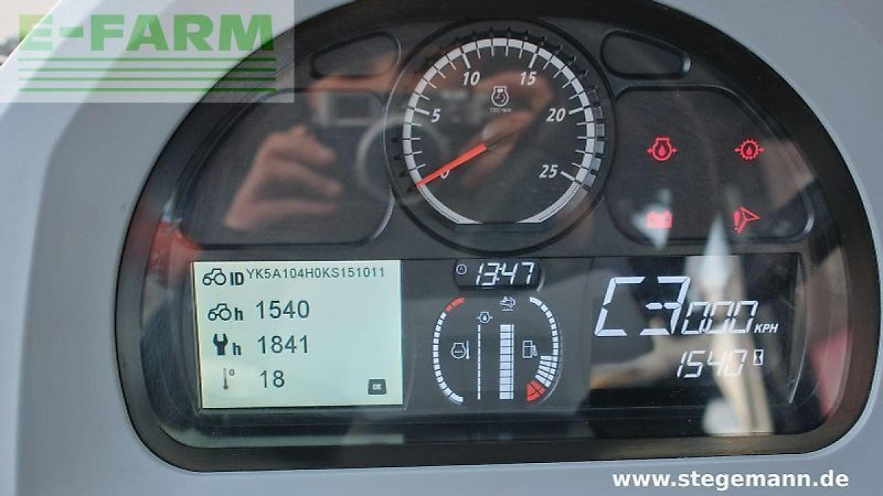 Valtra a 104 - Traktor: bild 5 Valtra a 104 - Traktor: bild 5