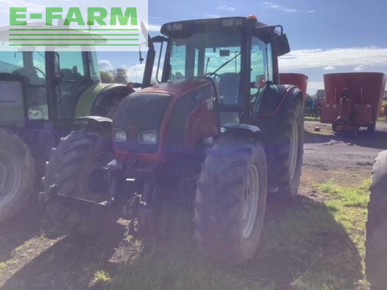 Valtra n111 hitech HiTech - Traktor: bild 1 Valtra n111 hitech HiTech - Traktor: bild 1