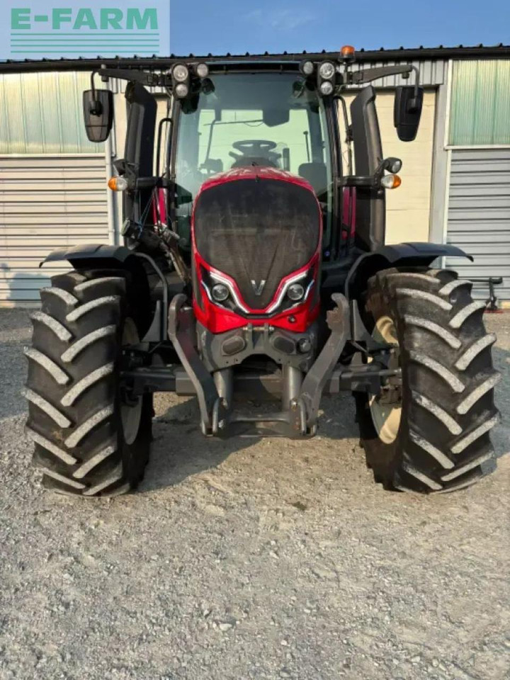 Valtra n135h - Traktor: bild 3 Valtra n135h - Traktor: bild 3