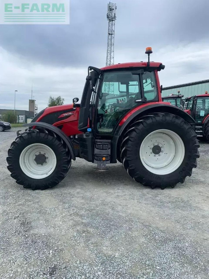 Valtra n155eh - Traktor: bild 1 Valtra n155eh - Traktor: bild 1